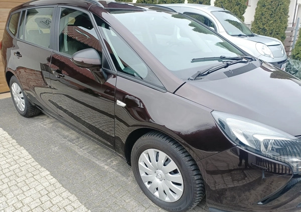 Opel Zafira cena 33900 przebieg: 203000, rok produkcji 2015 z Gniezno małe 79